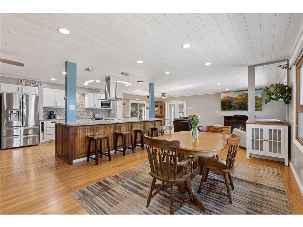 4415 Victoria Street N Shoreview MN 55126 7064650 image4