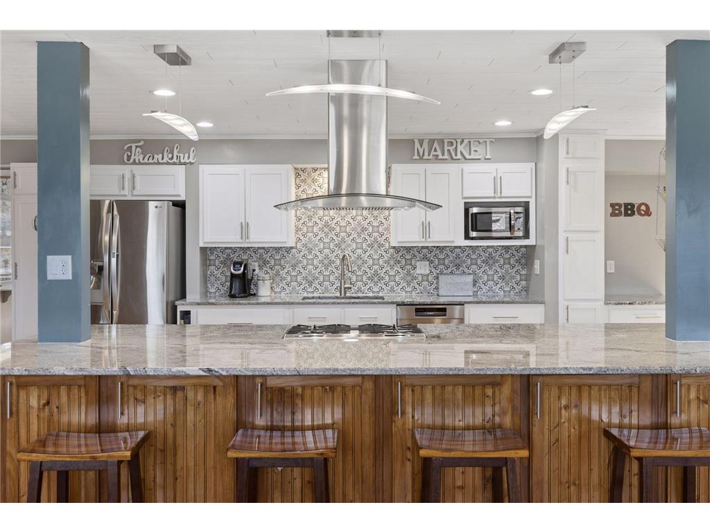 4415 Victoria Street N Shoreview MN 55126 7064650 image9