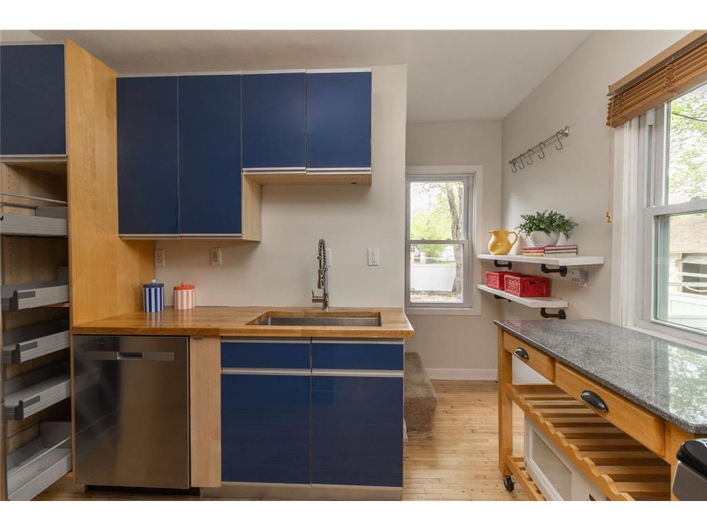 4416 Logan Avenue N Minneapolis MN 55412 7029670 image12