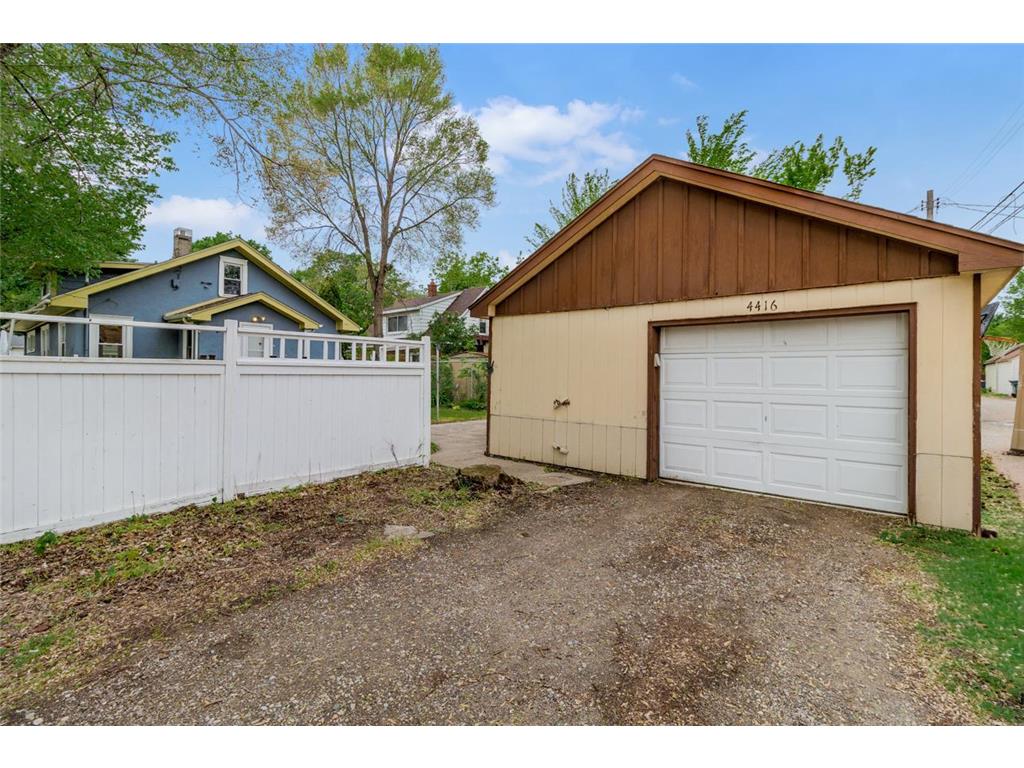 4416 Logan Avenue N Minneapolis MN 55412 7029670 image31