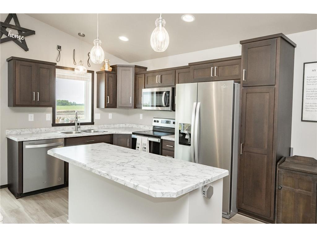 4418 19th Street S Moorhead MN 56560 7102924 image12