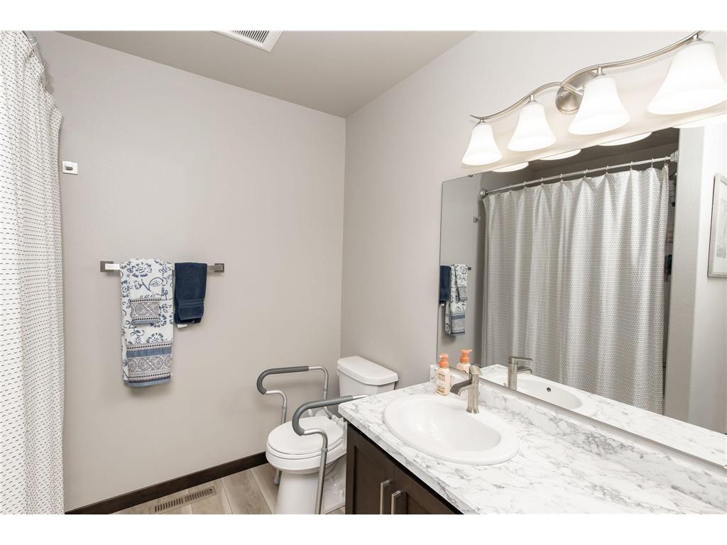 4418 19th Street S Moorhead MN 56560 7102924 image21