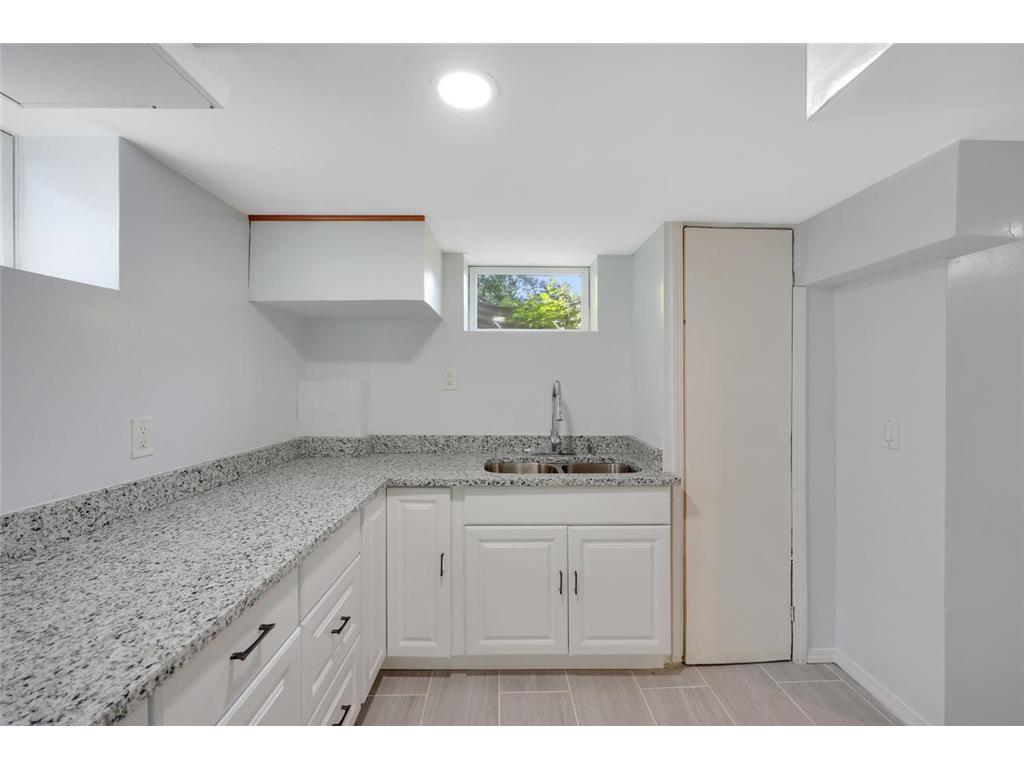 4418 65th Avenue N Brooklyn Center MN 55429 7085507 image19
