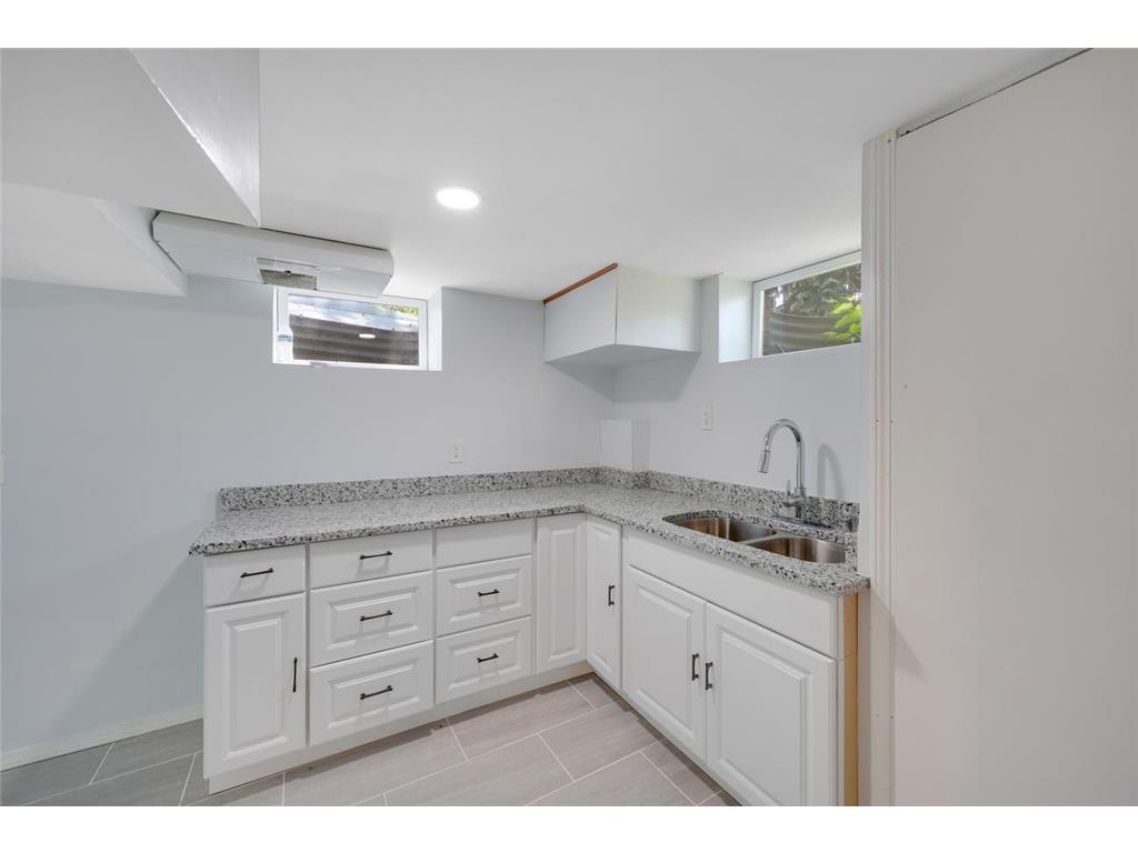4418 65th Avenue N Brooklyn Center MN 55429 7085507 image20