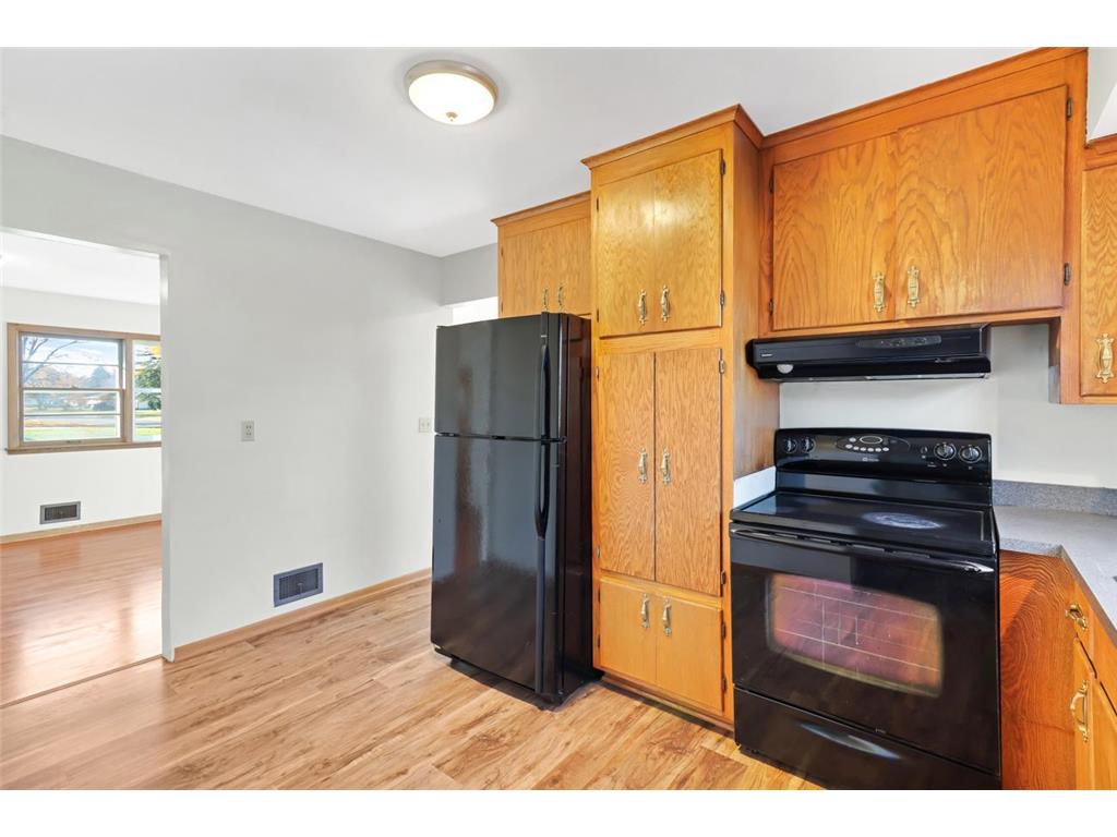 4418 65th Avenue N Brooklyn Center MN 55429 7085507 image6