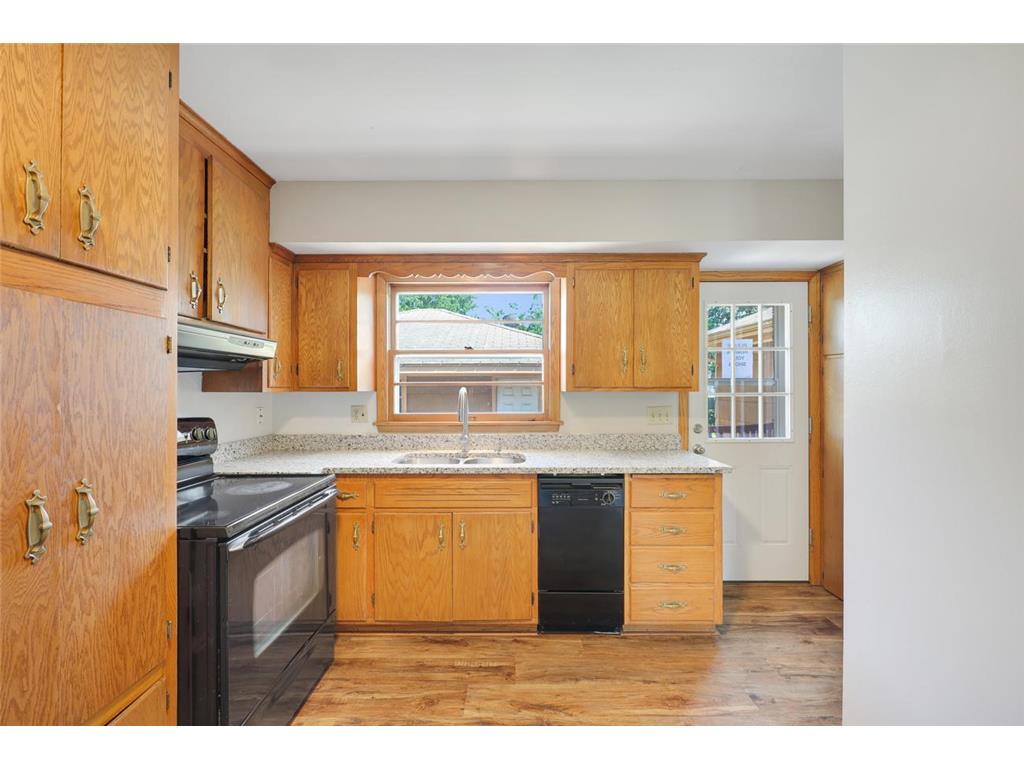 4418 65th Avenue N Brooklyn Center MN 55429 7085507 image7