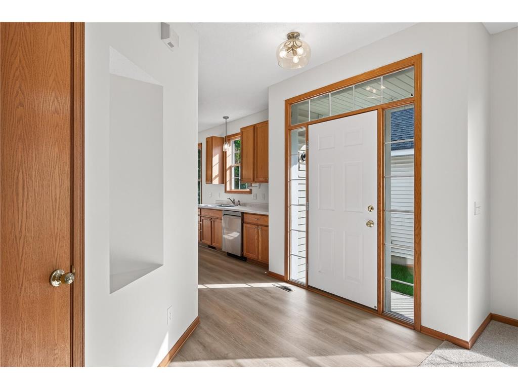 442 Meadowood Lane Burnsville MN 55337 7094293 image11