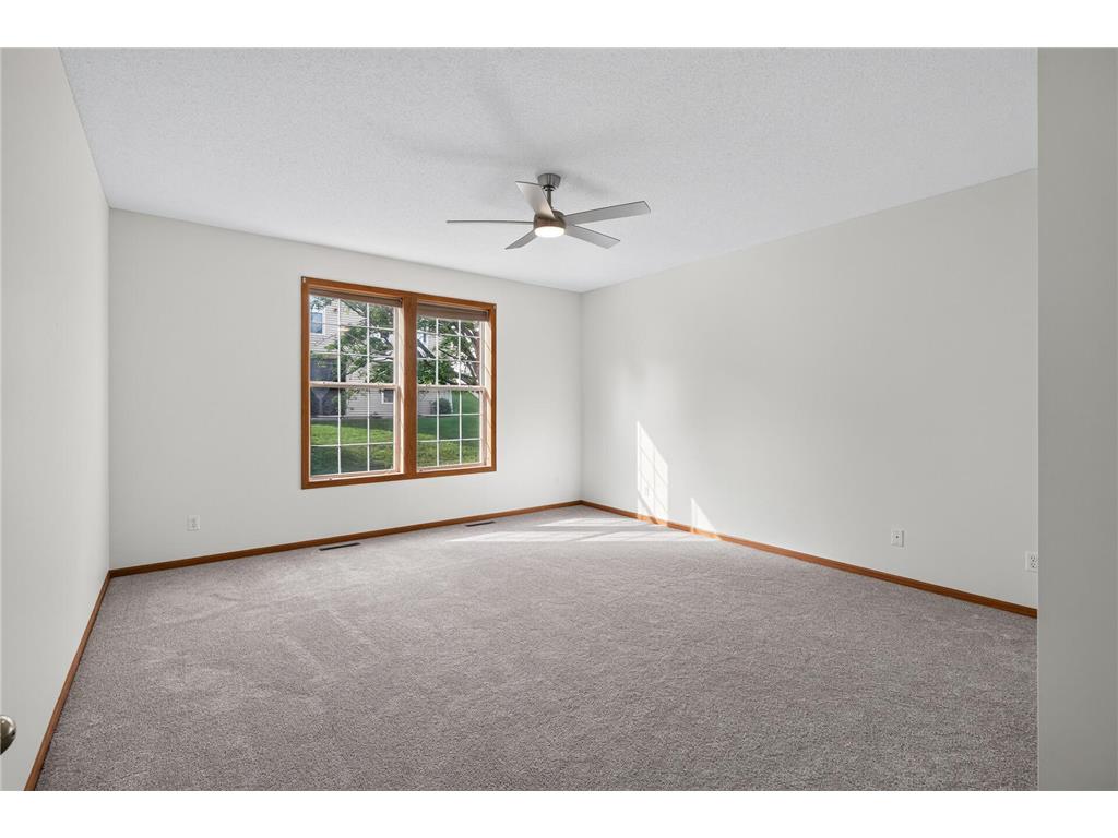 442 Meadowood Lane Burnsville MN 55337 7094293 image23