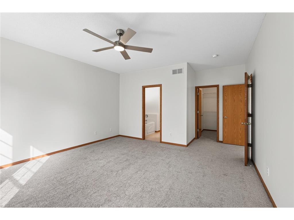 442 Meadowood Lane Burnsville MN 55337 7094293 image24