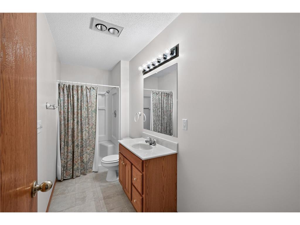 442 Meadowood Lane Burnsville MN 55337 7094293 image32