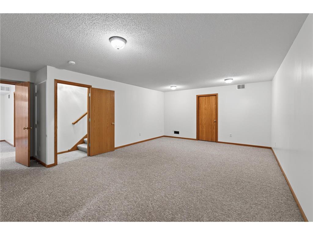 442 Meadowood Lane Burnsville MN 55337 7094293 image34