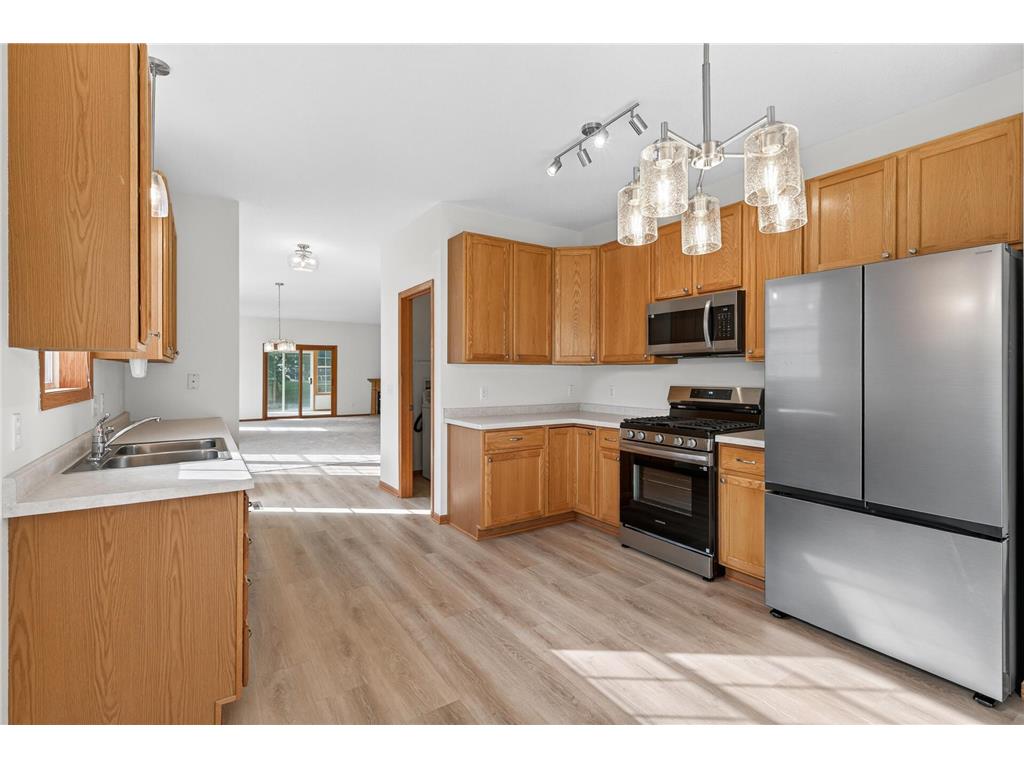 442 Meadowood Lane Burnsville MN 55337 7094293 image8