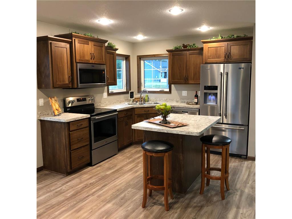 442 Meadowview Court Paynesville MN 56362 6422078 image1