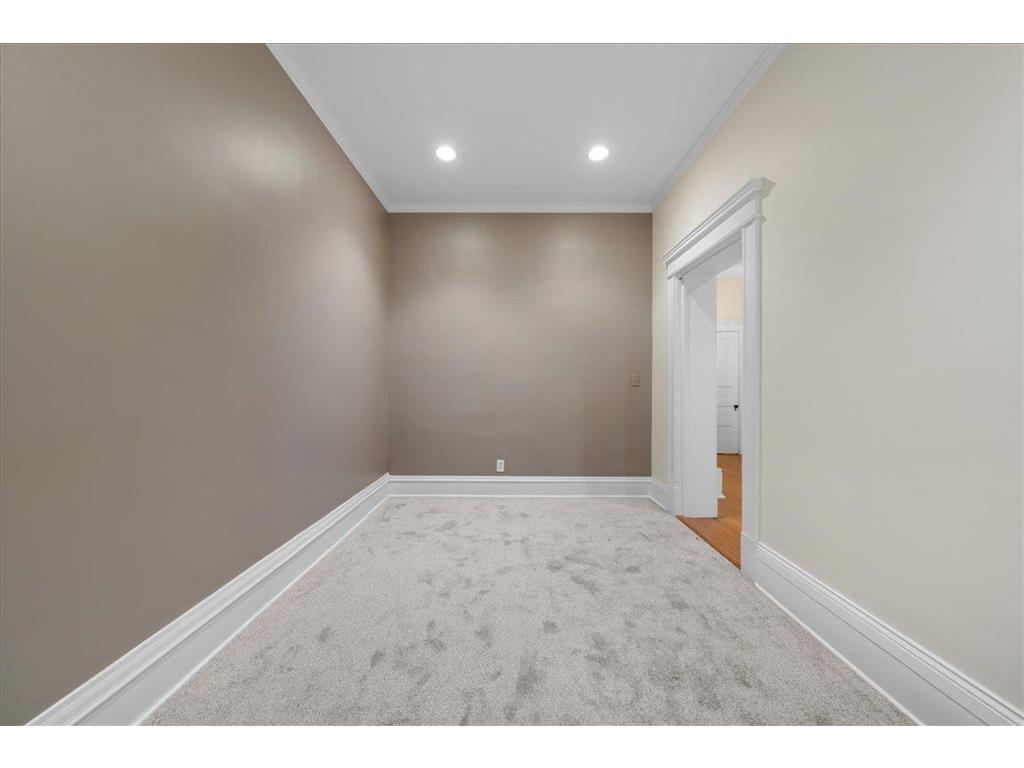 442 Summit Avenue #4 Saint Paul MN 55102 6807911 image11