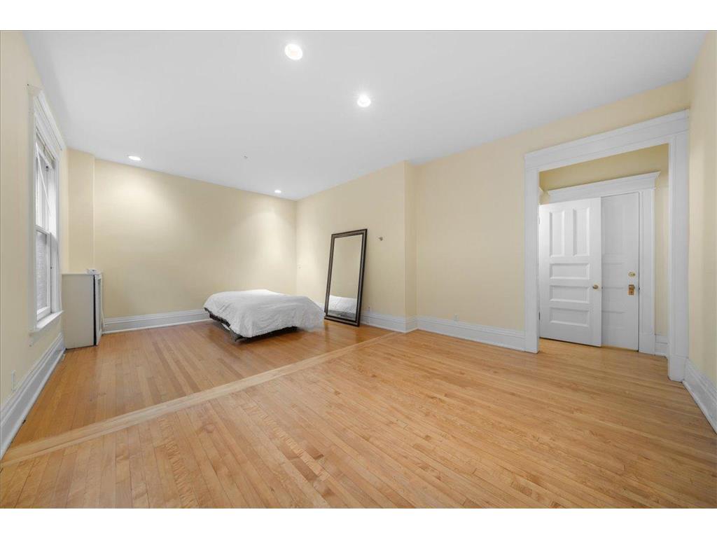 442 Summit Avenue #4 Saint Paul MN 55102 6807911 image13