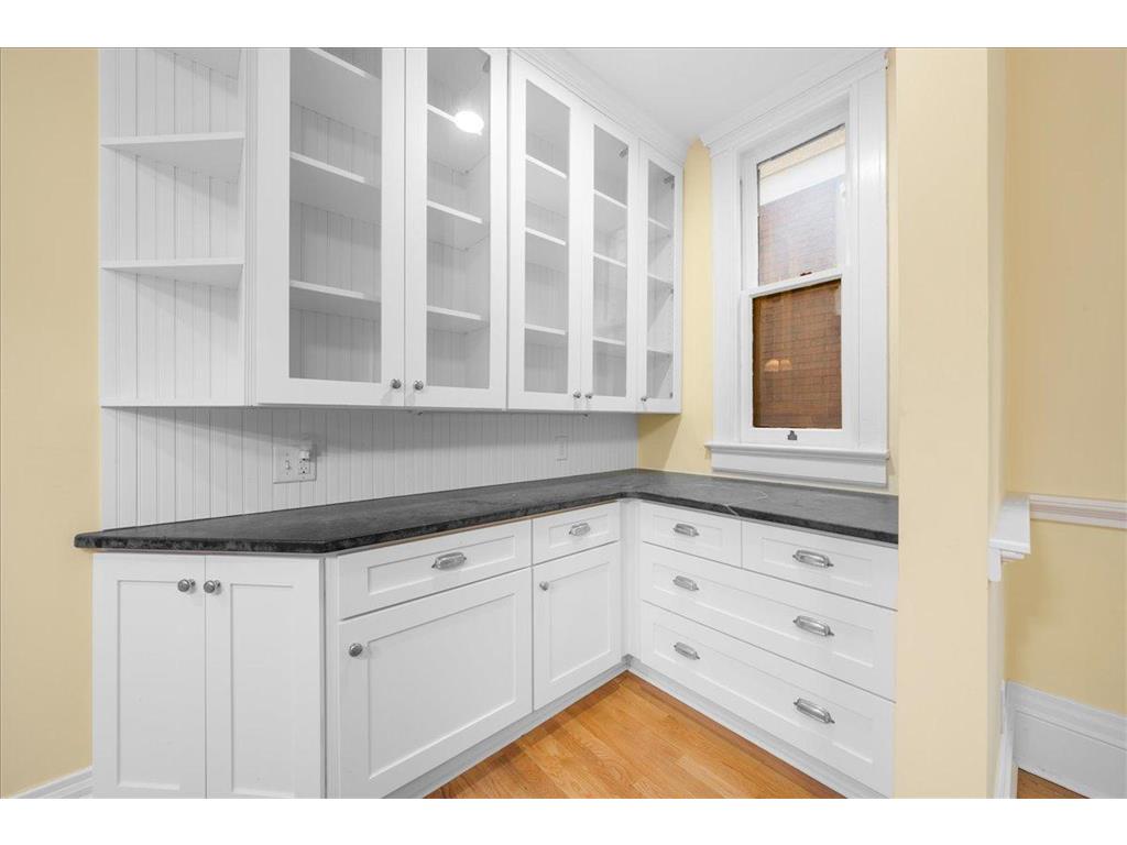 442 Summit Avenue #4 Saint Paul MN 55102 6807911 image18