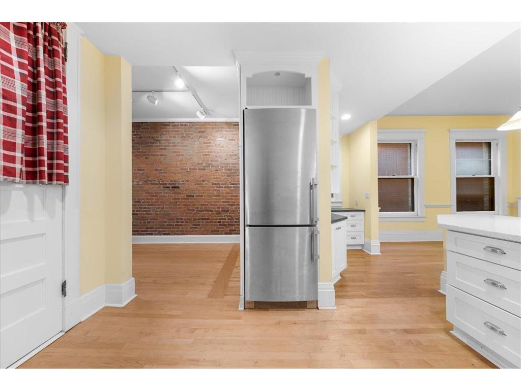 442 Summit Avenue #4 Saint Paul MN 55102 6807911 image22