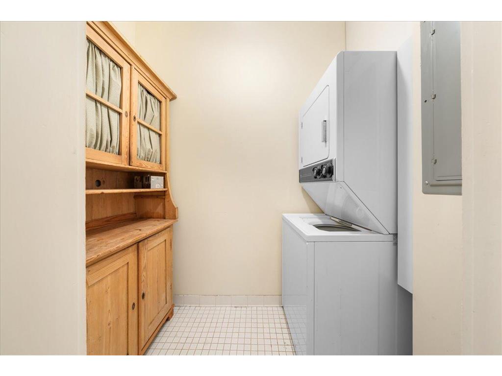 442 Summit Avenue #4 Saint Paul MN 55102 6807911 image25