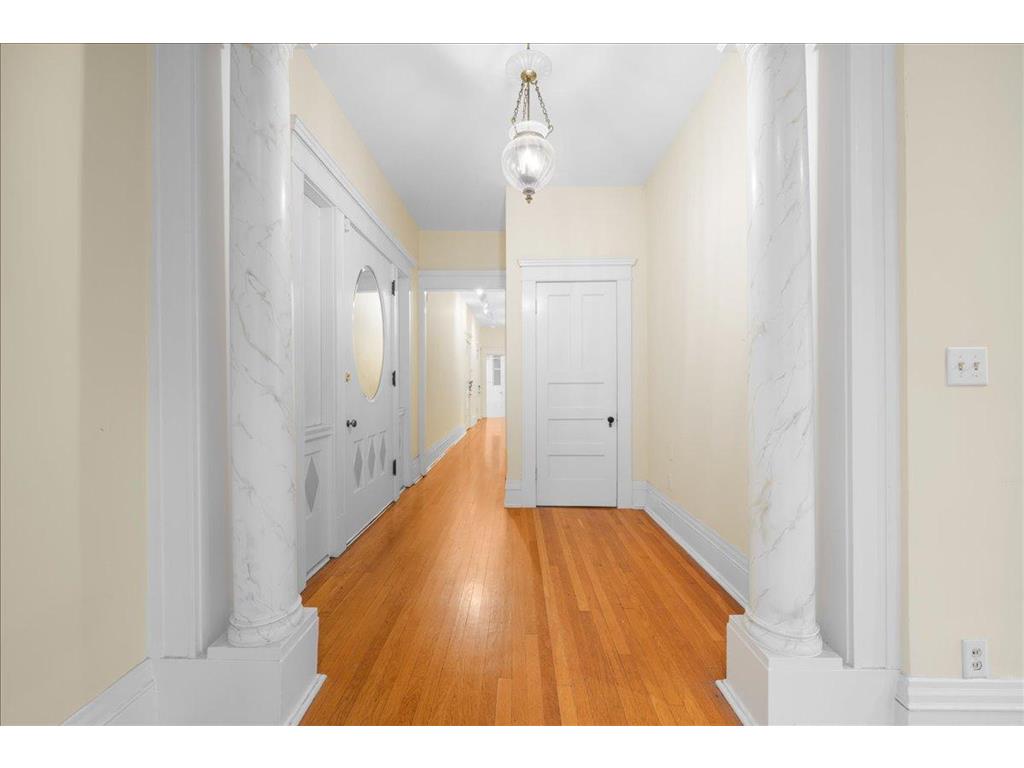 442 Summit Avenue #4 Saint Paul MN 55102 6807911 image7