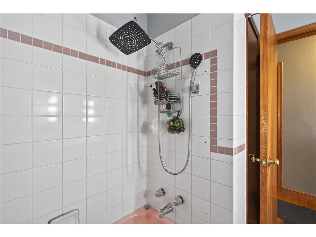 442 White Bear Avenue N Saint Paul MN 55106 6808307 image20