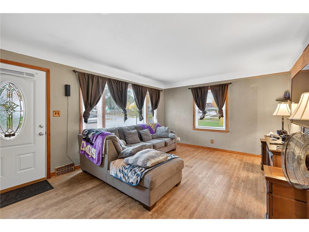 442 White Bear Avenue N Saint Paul MN 55106 6808307 image3