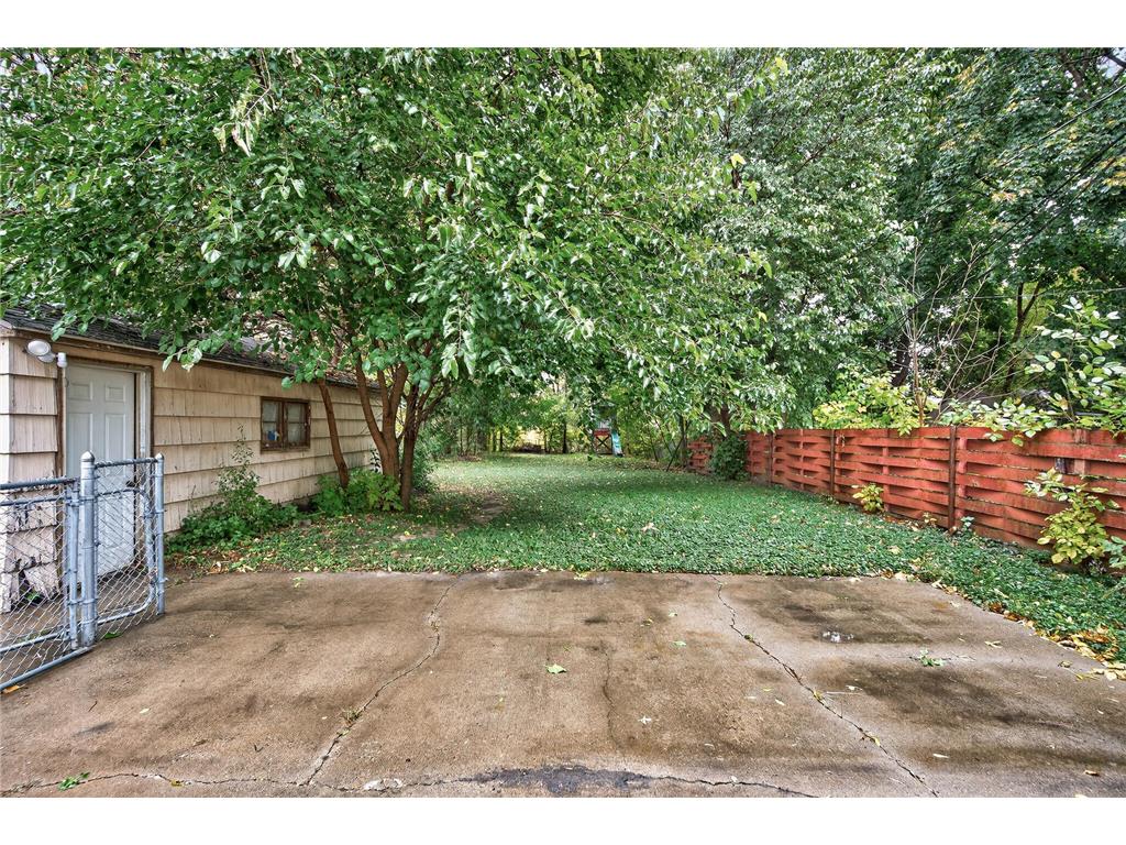 442 White Bear Avenue N Saint Paul MN 55106 6808307 image31