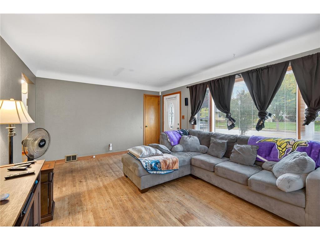 442 White Bear Avenue N Saint Paul MN 55106 6808307 image5