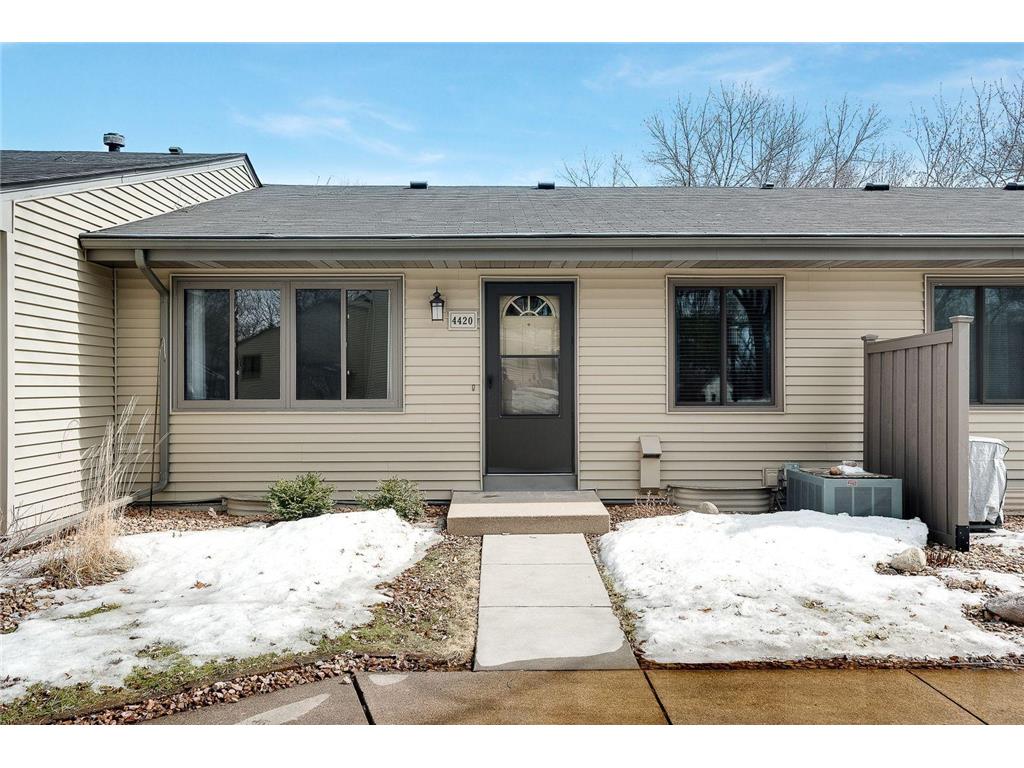 4420 Arden View Court, Arden Hills, MN 55112 MLS 6154394 Edina Realty