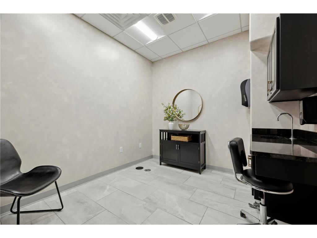 4420 Valley View Road Edina MN 55424 6773296 image22