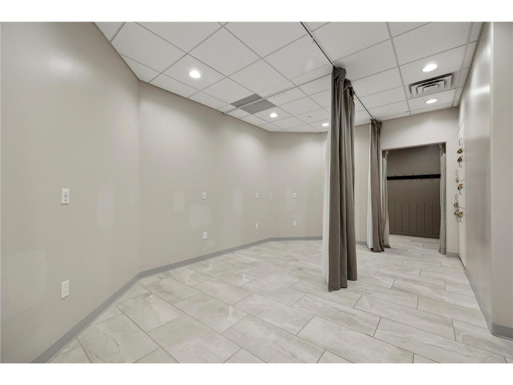 4420 Valley View Road Edina MN 55424 6773296 image25