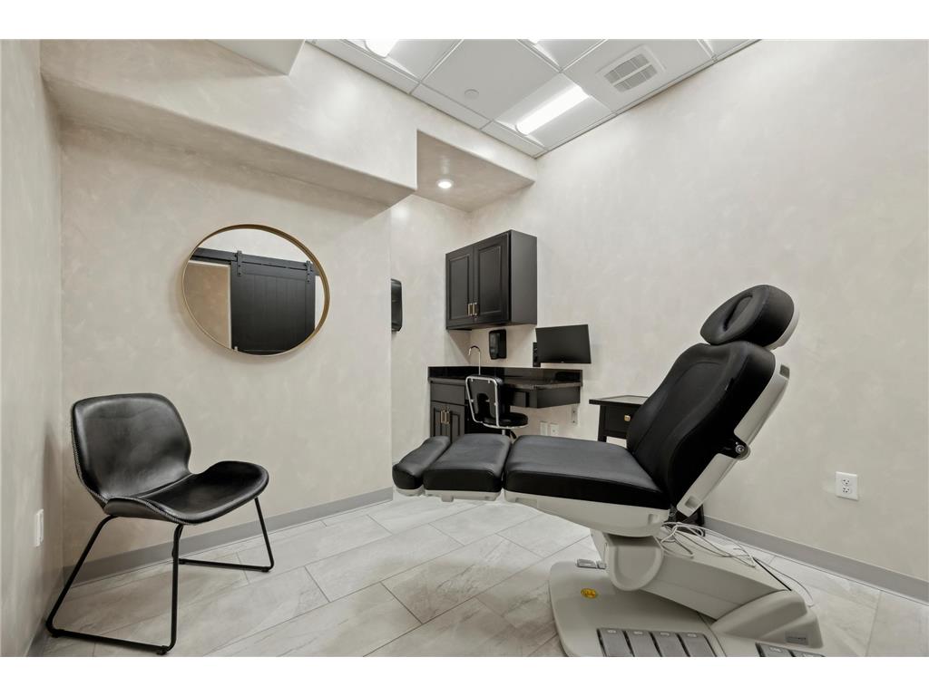 4420 Valley View Road Edina MN 55424 7007180 image23