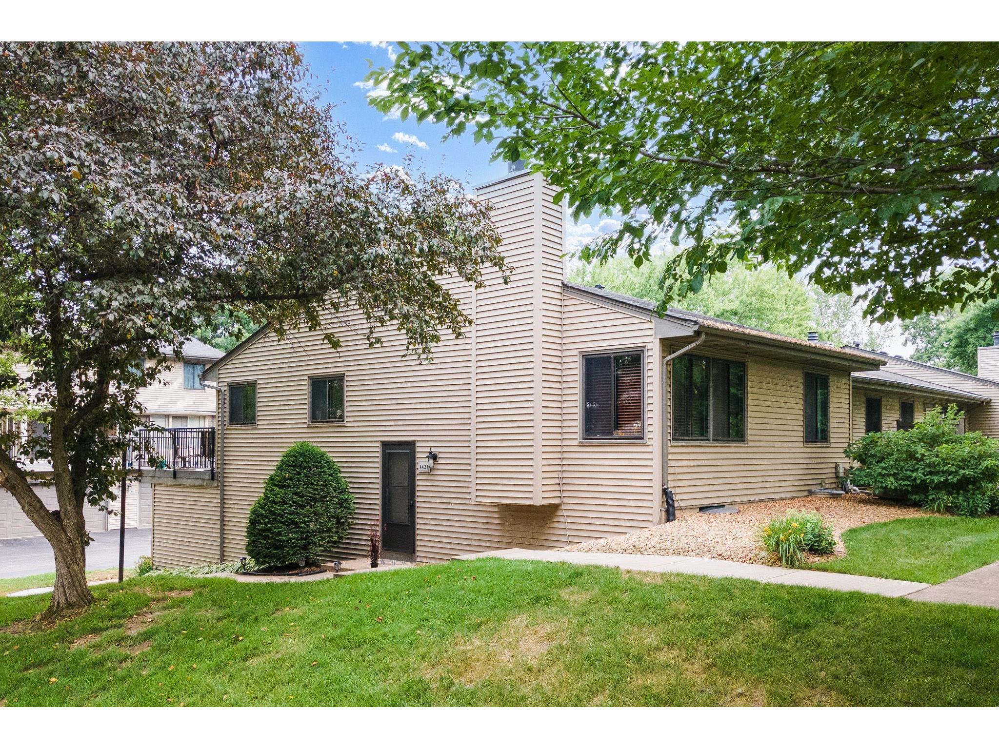 4421 Arden View Court, Arden Hills, MN, 55112 MLS 6030245 Edina Realty