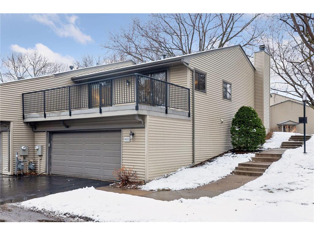 4421 Arden View Court Arden Hills MN 55112 6654342 image1