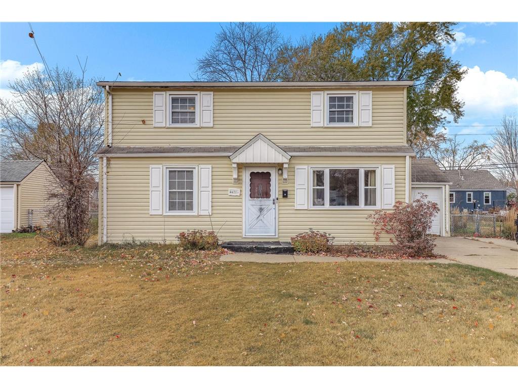 4421 Xenia Avenue N Crystal MN 55422 6797358 image1