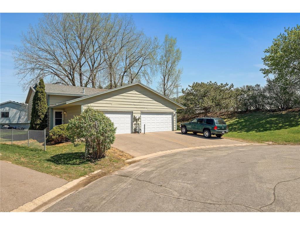 4422 Cinnamon Ridge Trail Eagan MN 55122 6718397 image1