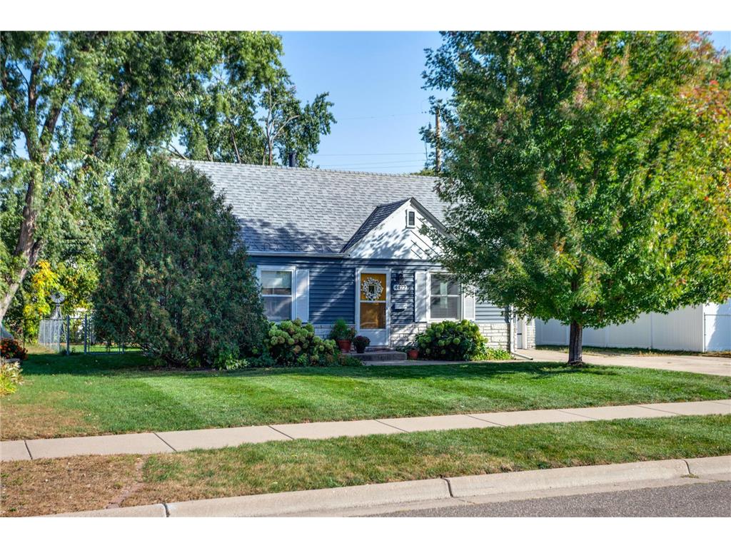 4422 Yates Avenue N Crystal MN 55422 6770824 image1
