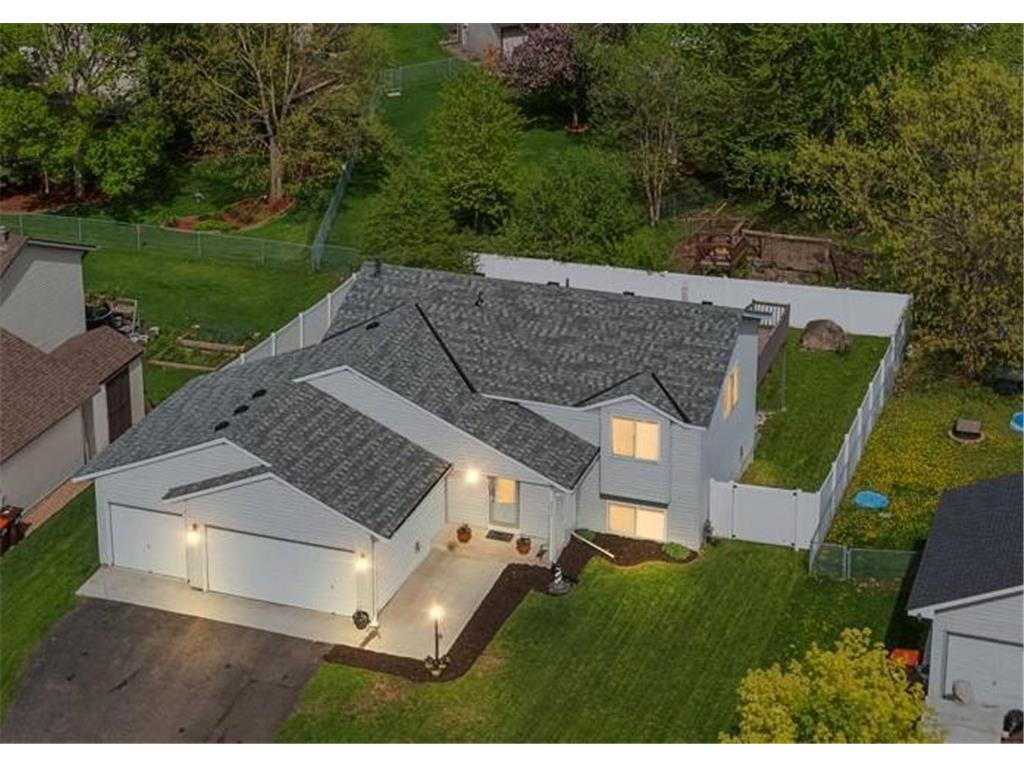 4423 Helena Road N, Oakdale, MN, 55128 MLS 6351025 Edina Realty