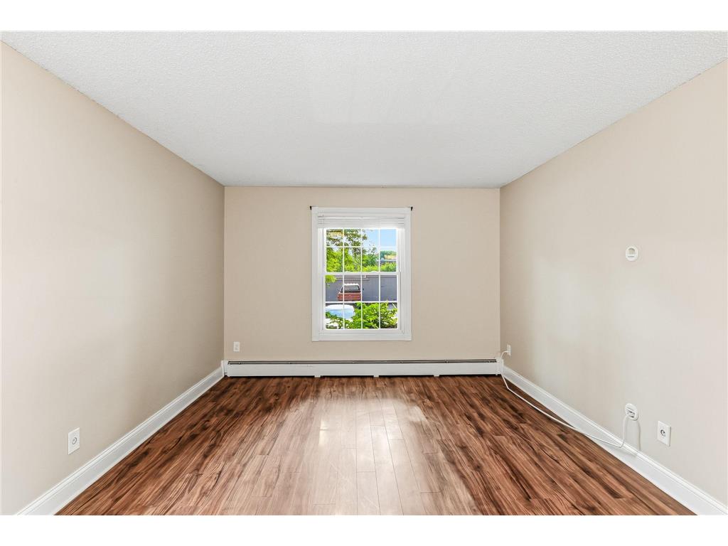4424 Cedar Lake Road S #1 Saint Louis Park MN 55416 7104962 image23
