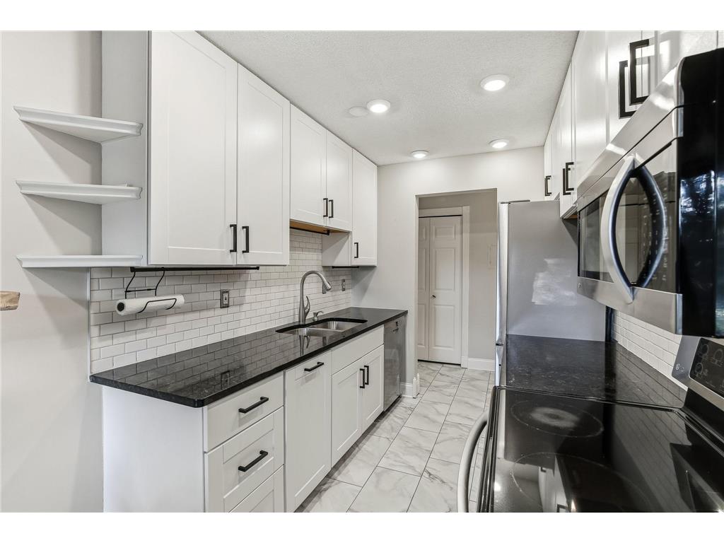 4424 Cedar Lake Road S #1 Saint Louis Park MN 55416 7104962 image7