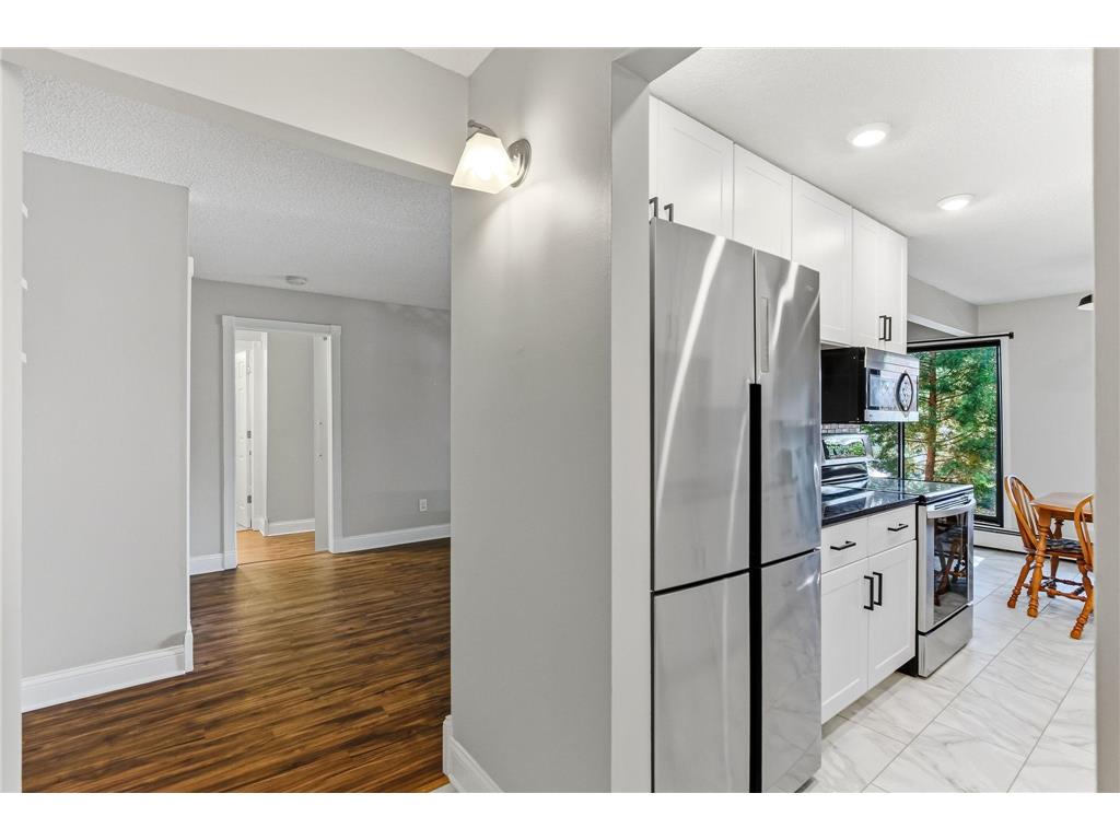 4424 Cedar Lake Road S #1 Saint Louis Park MN 55416 7104962 image9