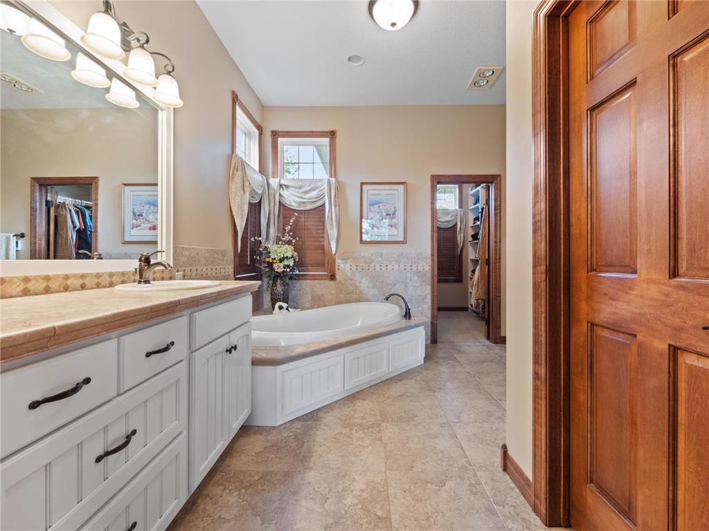 4424 Donway Drive NE Alexandria MN 56308 7075439 image35
