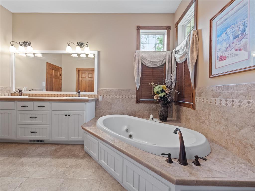 4424 Donway Drive NE Alexandria MN 56308 7075439 image36