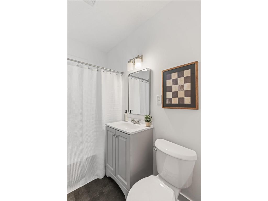 4424 Russell Avenue N Minneapolis MN 55412 7073969 image15