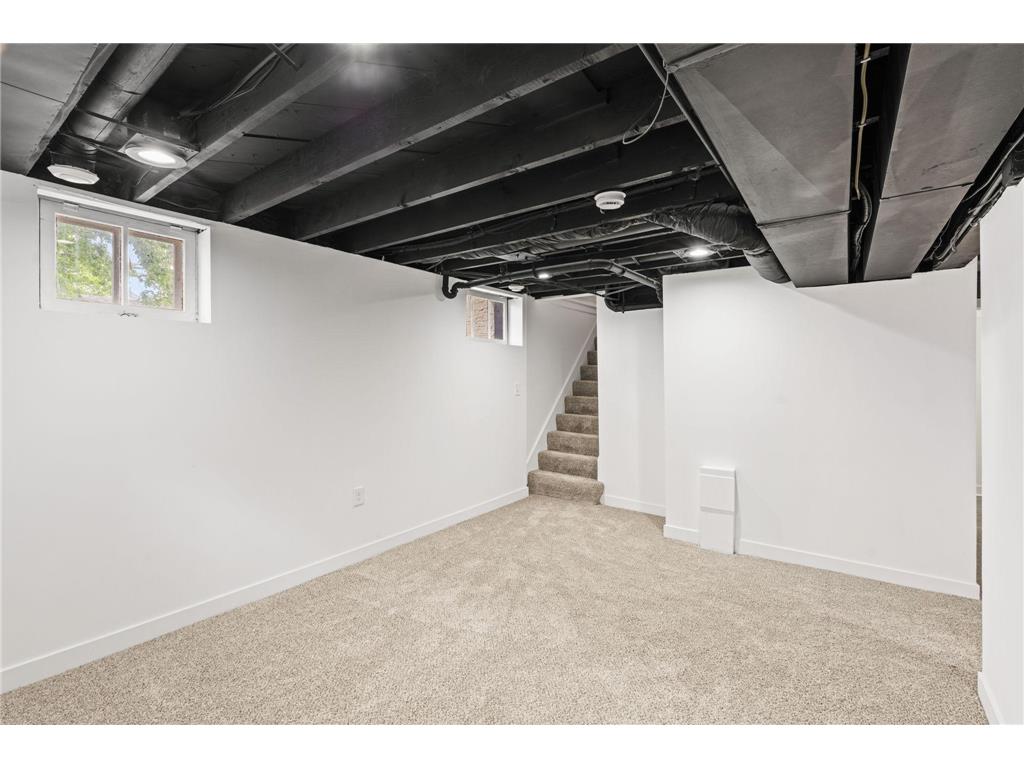 4424 Russell Avenue N Minneapolis MN 55412 7073969 image18