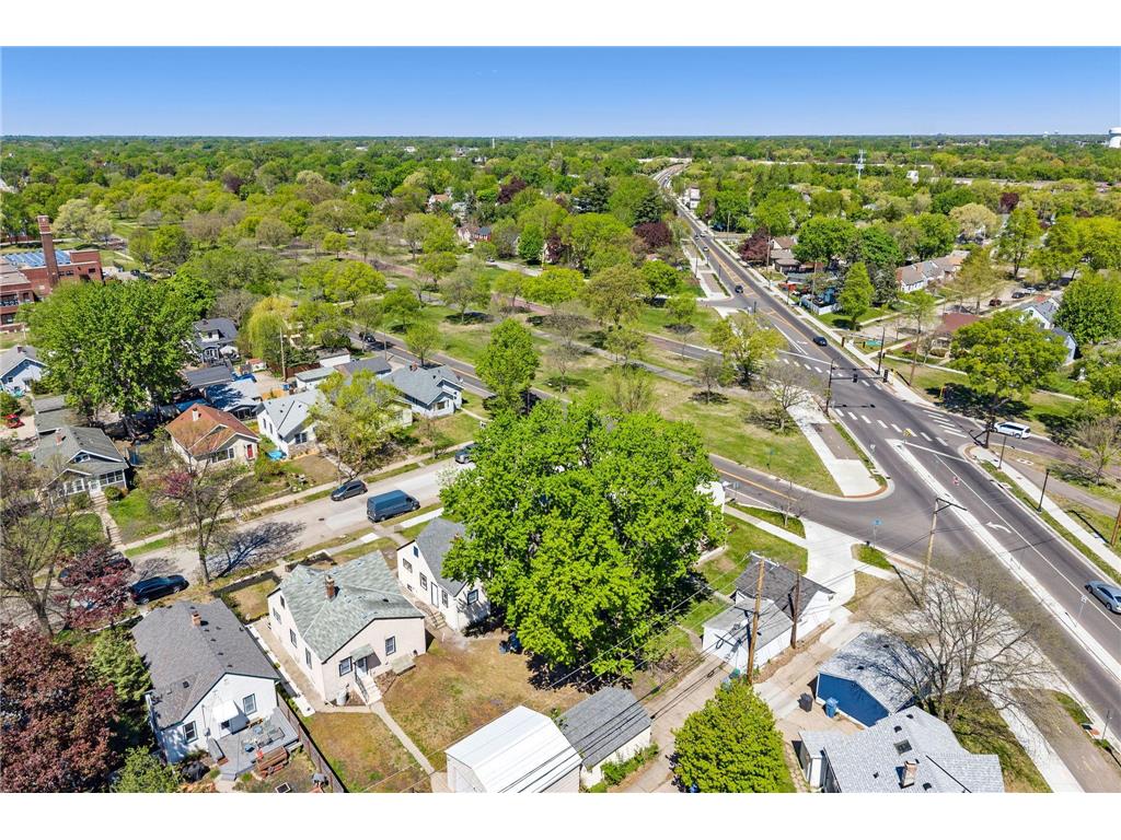 4424 Russell Avenue N Minneapolis MN 55412 7073969 image25