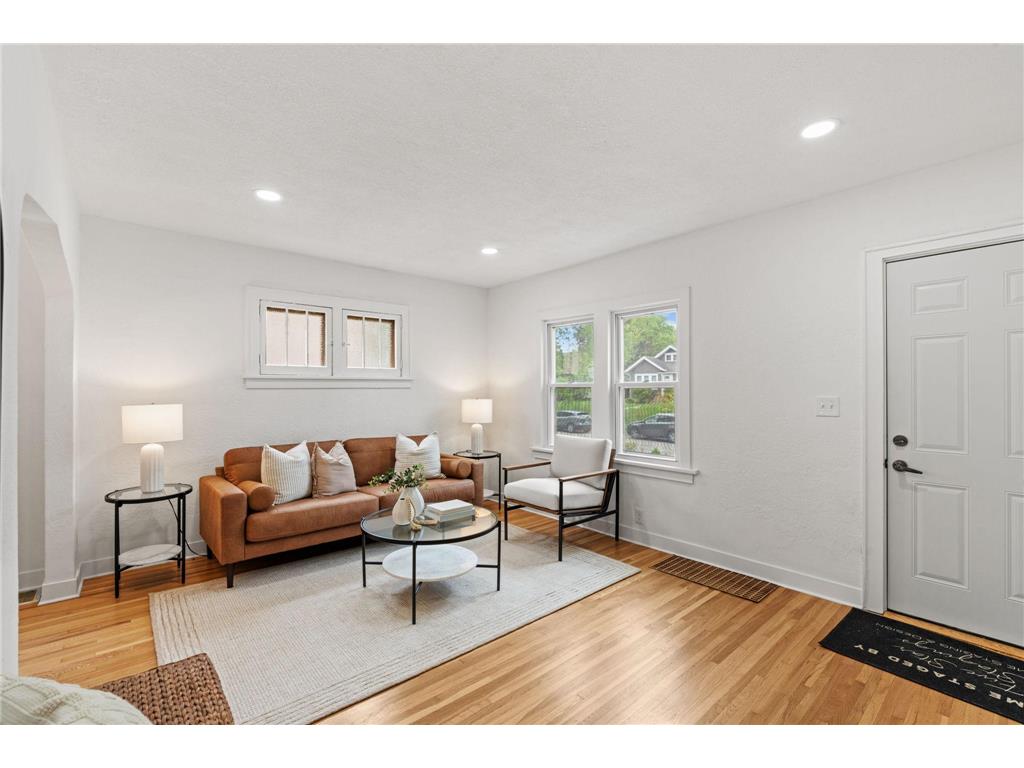 4424 Russell Avenue N Minneapolis MN 55412 7073969 image3
