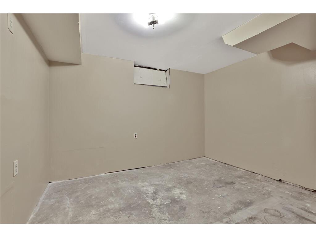 4425 5th Street NE Columbia Heights MN 55421 7044847 image11