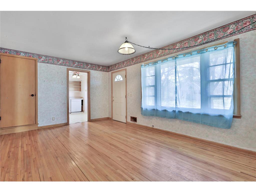 4425 5th Street NE Columbia Heights MN 55421 7044847 image2