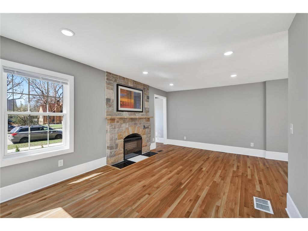 4425 Park Avenue Minneapolis MN 55407 7074393 image3