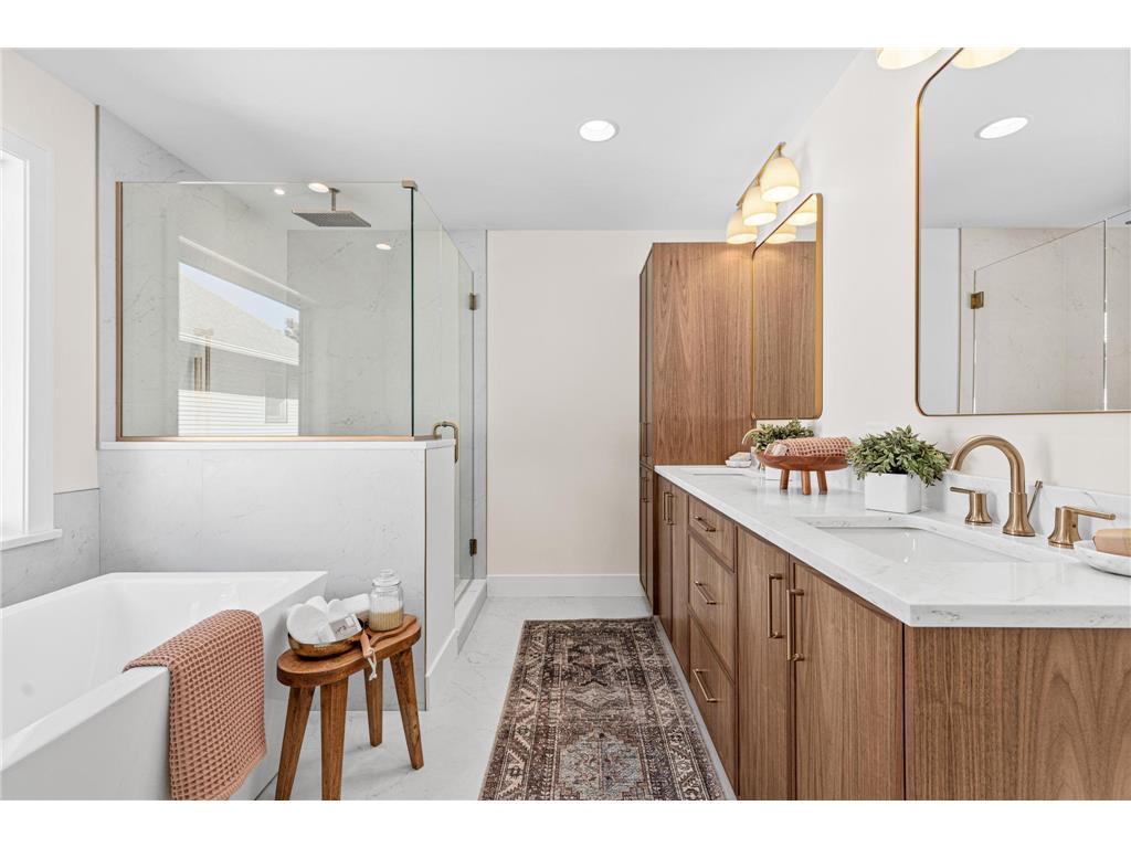 4425 Zenith Avenue S Minneapolis MN 55410 7005435 image20